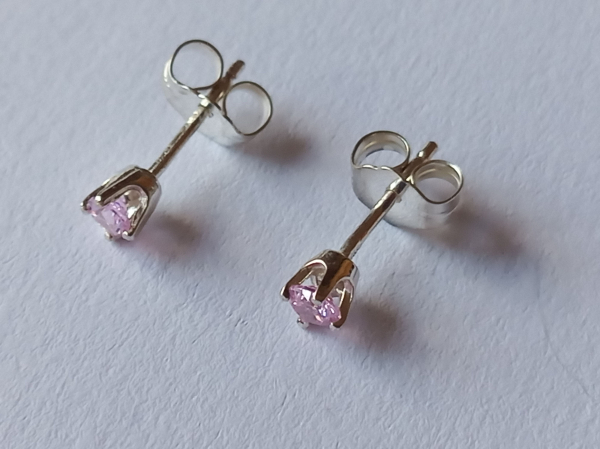 pinke zirkonia-silber-ohrringe-